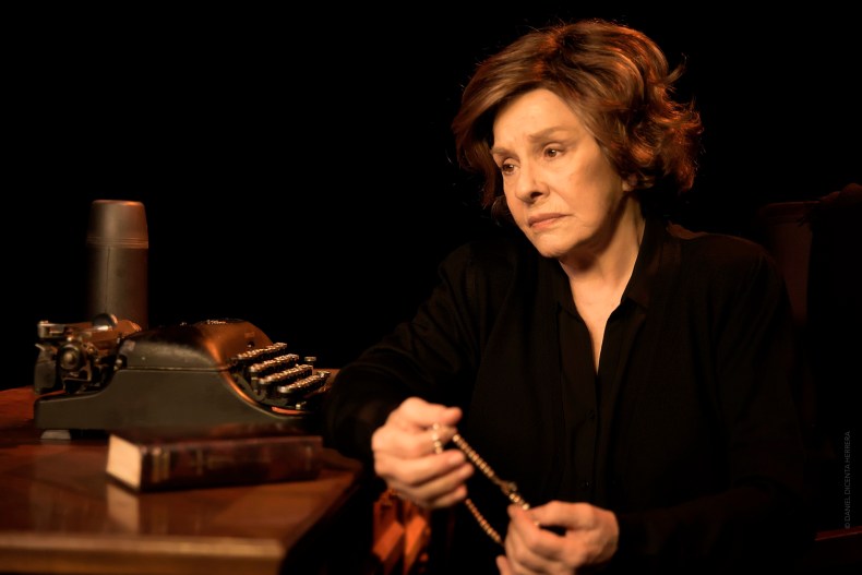 Cinco horas con Mario - Foto