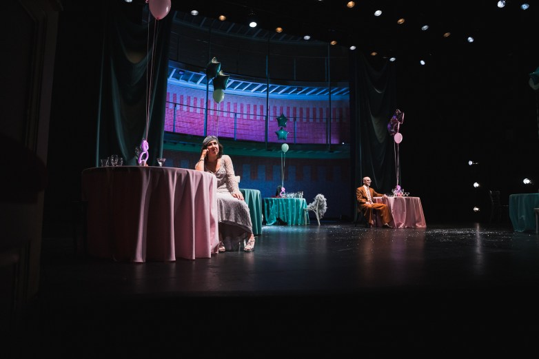 El encanto de una hora - Foto