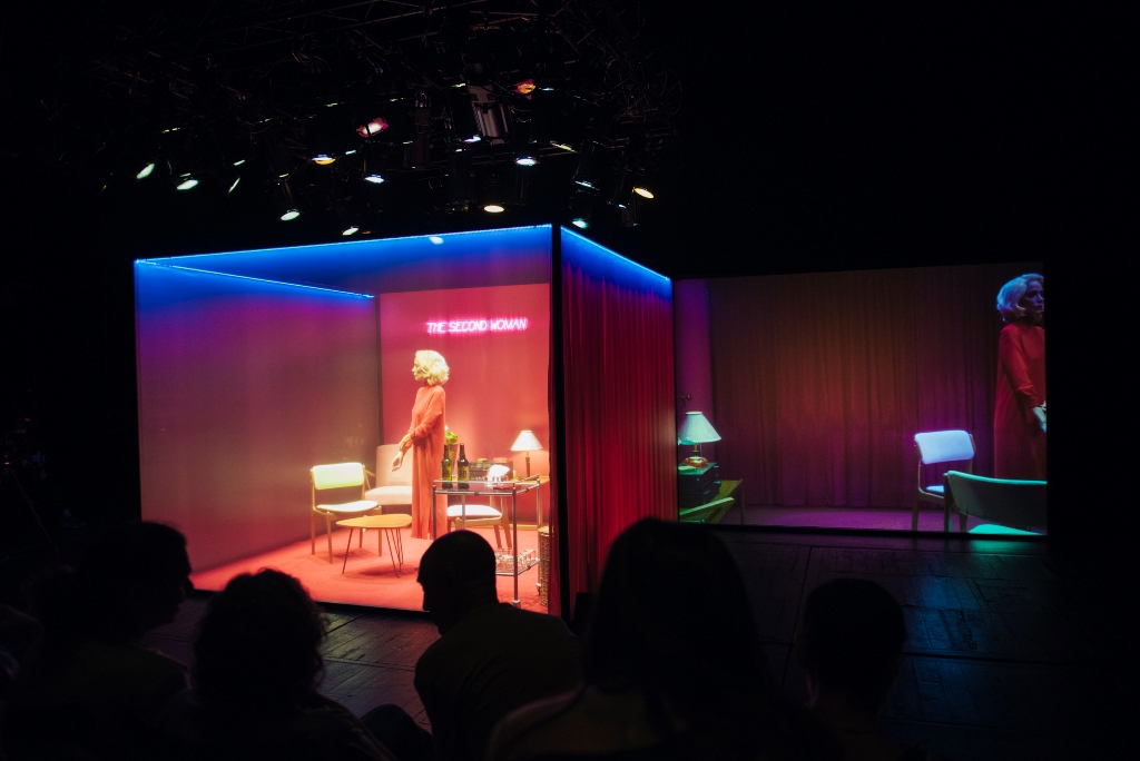 The Second Woman - Foto de Alice Brazzit